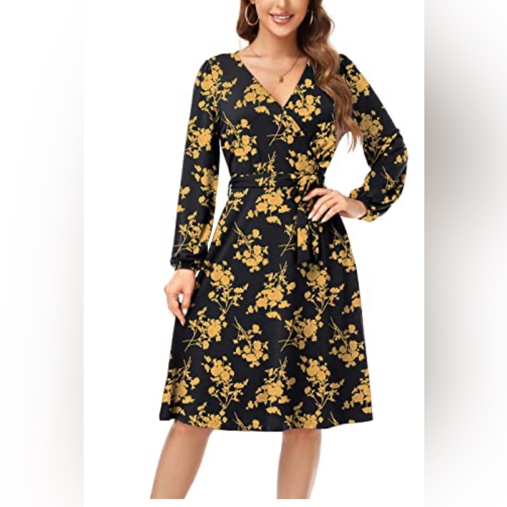 NWT Floral Black and Gold Flower Dress